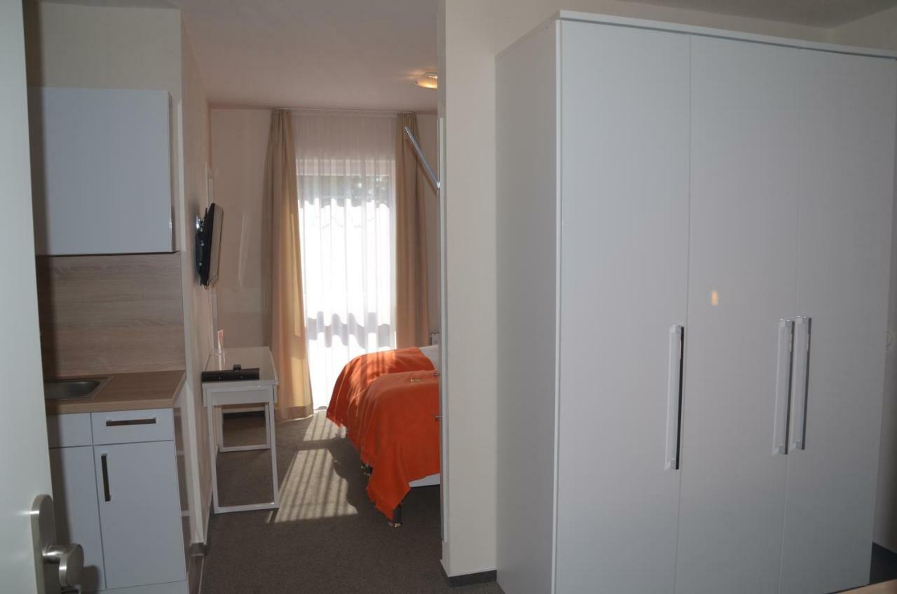 Weyher Aparthotel Экстерьер фото